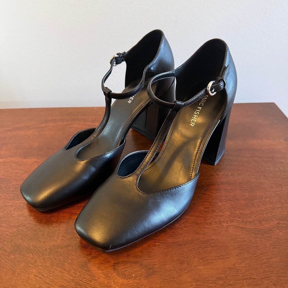 Marc Fisher Cyrene Pump Size 8.5 – T Strap Design